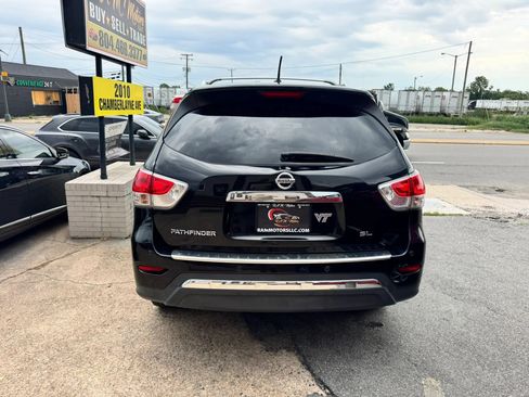 Used 2013 Nissan Pathfinder SL FWD image 4