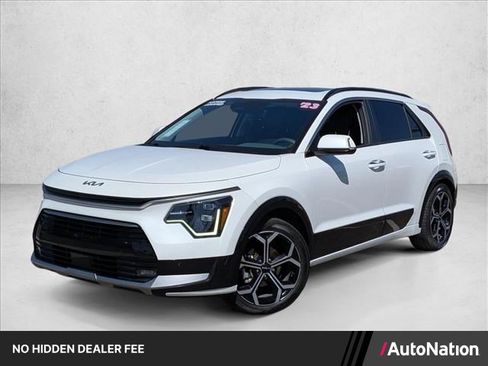 Used 2023 Kia Niro SX Touring FWD image 1