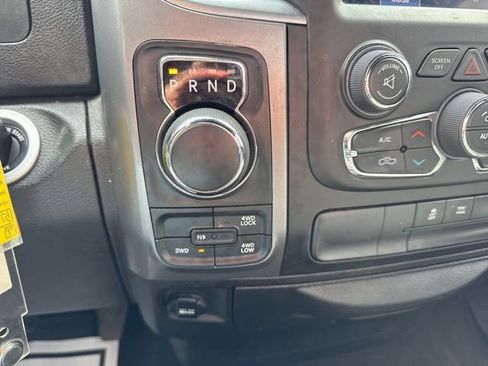 Used 2022 RAM 1500 Classic Warlock AWD/4WD image 15
