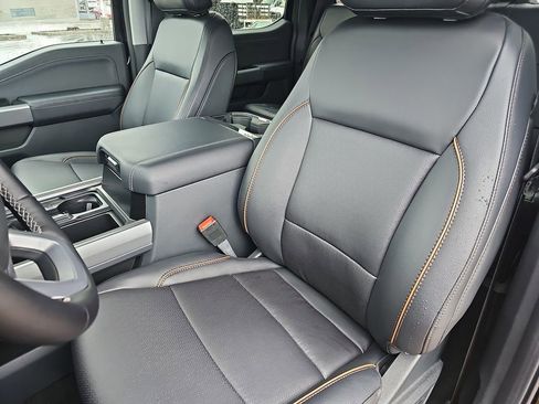 New 2026 Ford F250 Lariat w/ Black Appearance Package image 14