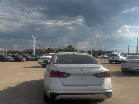 Used 2020 Nissan Altima 2.5 S FWD image 20