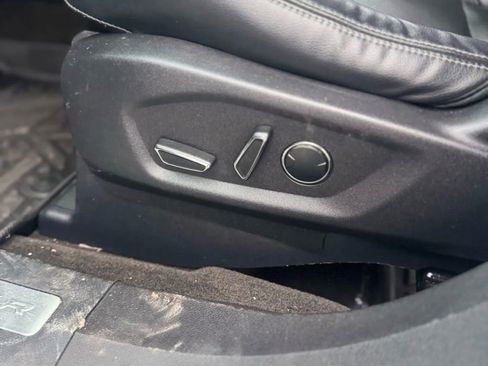 Used 2016 Ford Explorer Limited image 20