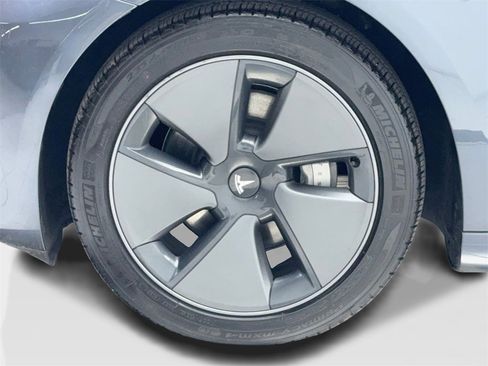 Used 2023 Tesla Model 3 Standard Range image 58