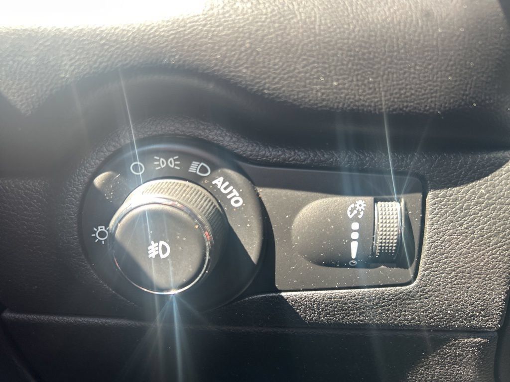 Used 2021 Dodge Durango R/T w/ Tow 'N Go Package AWD/4WD image 20