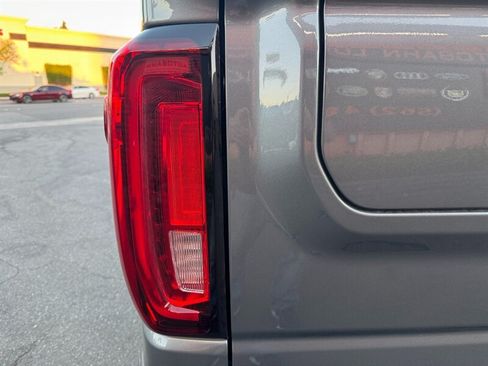 Used 2019 GMC Sierra 1500 SLT w/ SLT Premium Plus Package AWD/4WD image 16