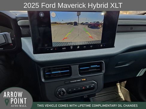Used 2025 Ford Maverick XLT image 24