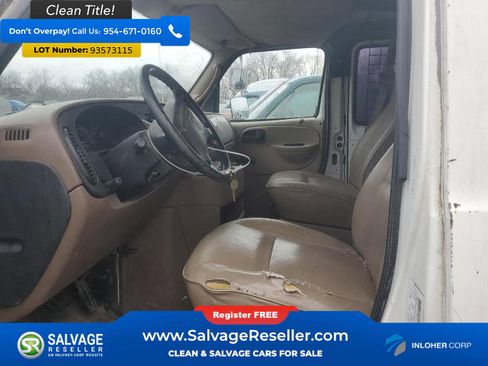 Used 2001 Dodge B1500 image 9