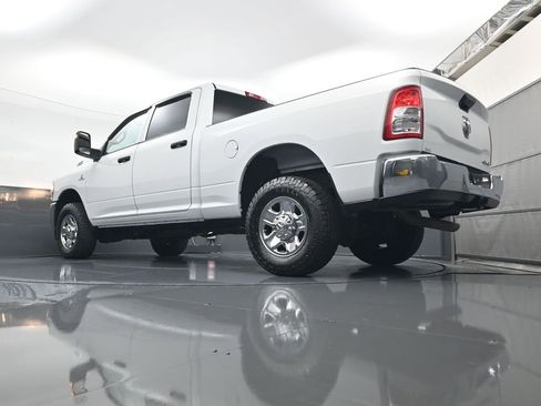 Used 2024 RAM 3500 Tradesman w/ Chrome Appearance Group image 21