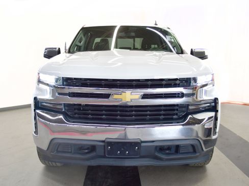 Used 2022 Chevrolet Silverado 1500 LT image 3