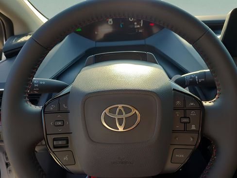 New 2026 Toyota Prius Plug-In Hybrid FWD image 19