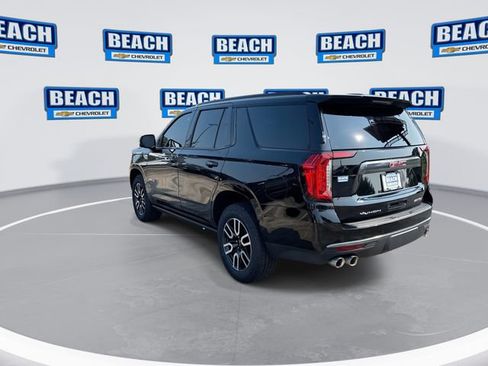Used 2023 GMC Yukon AT4 w/ AT4 Premium Package AWD/4WD image 6
