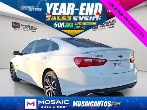 Used 2022 Chevrolet Malibu RS w/ LPO, Floor Liner Package image 5