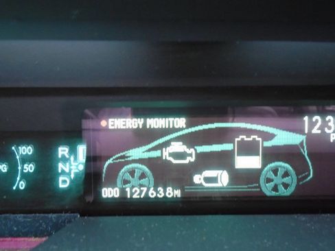 Used 2010 Toyota Prius Three image 9