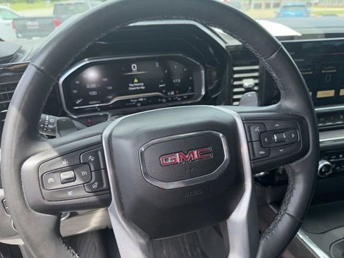 Used 2024 GMC Sierra 1500 SLT w/ SLT Premium Plus Package AWD/4WD image 39
