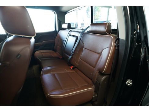 Used 2014 Chevrolet Silverado 1500 High Country w/ High Country Premium Package image 12