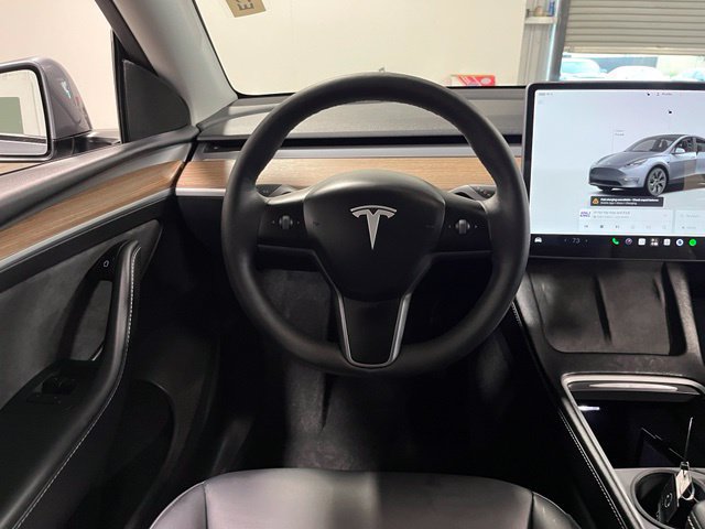 Used 2025 Tesla Model Y Long Range RWD image 22