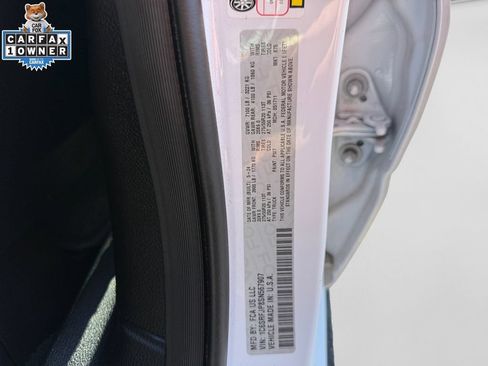 Used 2025 RAM 1500 Laramie AWD/4WD image 24