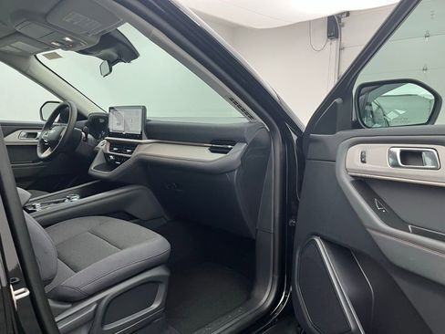 New 2026 Ford Explorer Active image 24