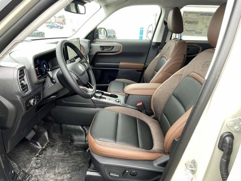 New 2025 Ford Bronco Sport Outer Banks w/ Sasquatch Outer Banks Package AWD/4WD image 17