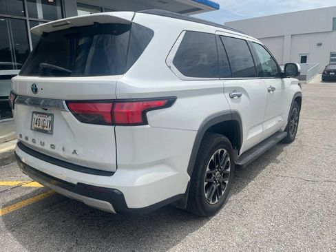 Used 2023 Toyota Sequoia Limited RWD image 4