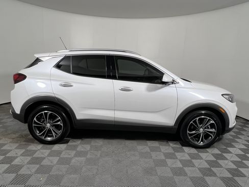 Used 2021 Buick Encore GX Essence w/ Advanced Technology Package FWD image 6