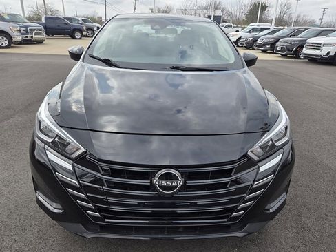 Used 2024 Nissan Versa SV image 8