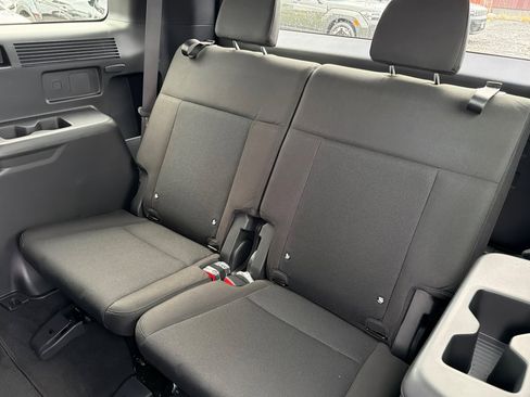 New 2026 Hyundai Santa Fe SE image 18