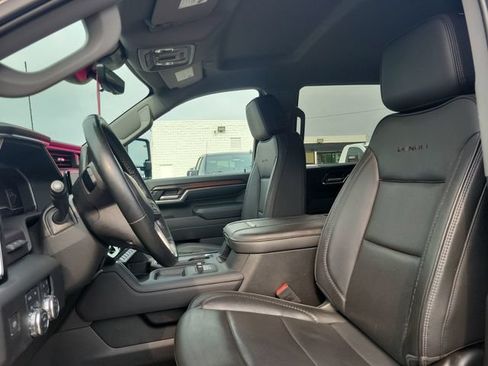 Used 2024 GMC Sierra 2500 Denali w/ Technology Package AWD/4WD image 7