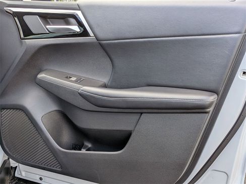 Used 2022 Mitsubishi Outlander SE image 19