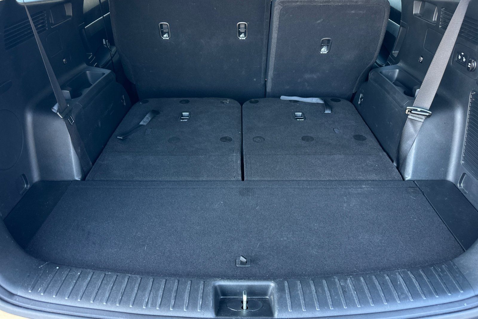 Used 2022 Kia Sorento S w/ Panoramic Sunroof Package FWD image 15