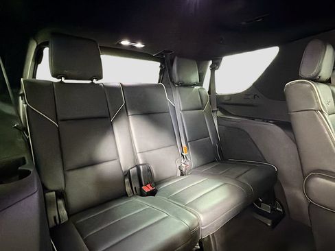 Used 2021 Cadillac Escalade Sport w/ Driver Assist Tech Package AWD/4WD image 29