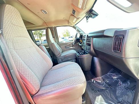 Certified 2024 Chevrolet Express 3500 LT w/ LT Preferred Equipment Group image 6