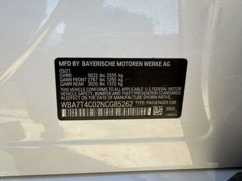 Used 2022 BMW 740i xDrive w/ M Sport Package image 21