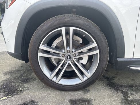 Used 2022 Mercedes-Benz GLE 350 4MATIC w/ Premium Package image 12