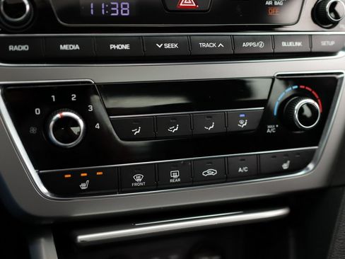 Used 2017 Hyundai Sonata Sport w/ Value Edition Package 02 image 17