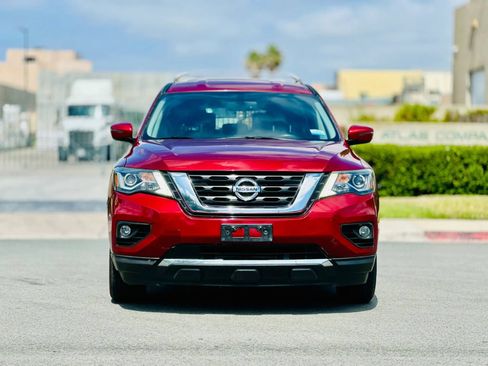 Used 2019 Nissan Pathfinder SV w/ Cargo Package FWD image 3
