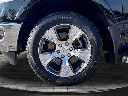 Used 2022 RAM 1500 Laramie AWD/4WD image 8