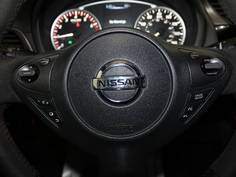 Used 2017 Nissan Sentra NISMO w/ NISMO Premium Package FWD image 17