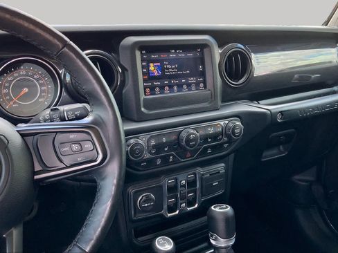 Used 2021 Jeep Wrangler Unlimited Sport AWD/4WD image 7