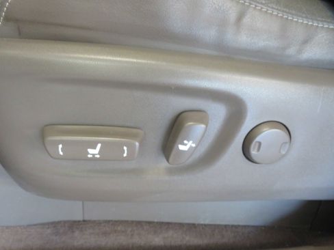 Used 2015 Lexus GX 460 w/ Premium Package image 16