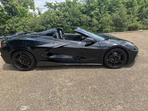 Used 2021 Chevrolet Corvette Stingray Preferred Conv w/ Z51 Performance Package RWD image 20