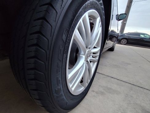 Used 2013 INFINITI G37 x w/ Premium Pkg image 10