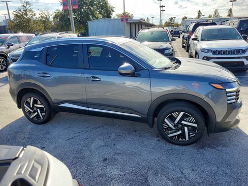 Certified 2025 Nissan Kicks SV w/ SV Premium Package image 3