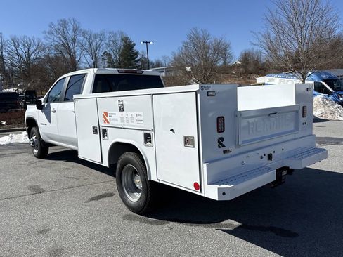 New 2025 Chevrolet Silverado 3500 LT w/ Convenience Package image 7