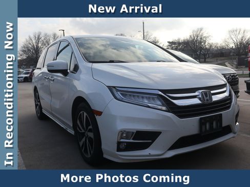Used 2018 Honda Odyssey Elite image 1