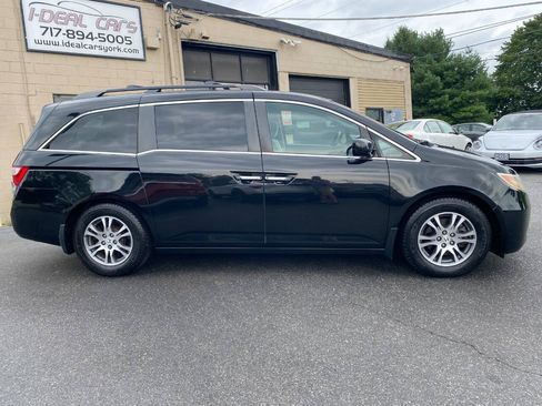 Used 2011 Honda Odyssey EX image 2
