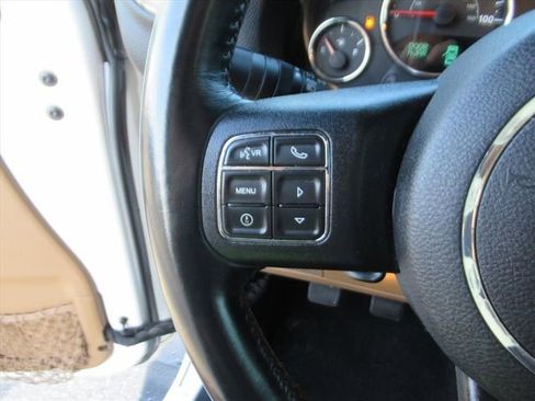 Used 2017 Jeep Wrangler Unlimited Sahara w/ Connectivity Group image 19