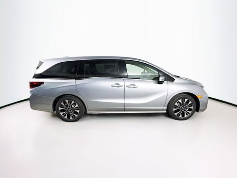 New 2026 Honda Odyssey Elite image 2