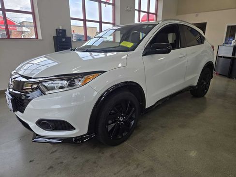 Used 2022 Honda HR-V Sport image 2