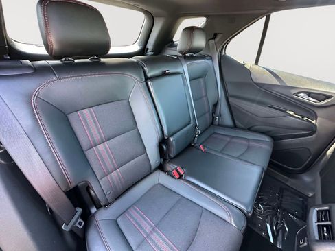 Certified 2023 Chevrolet Equinox RS image 31